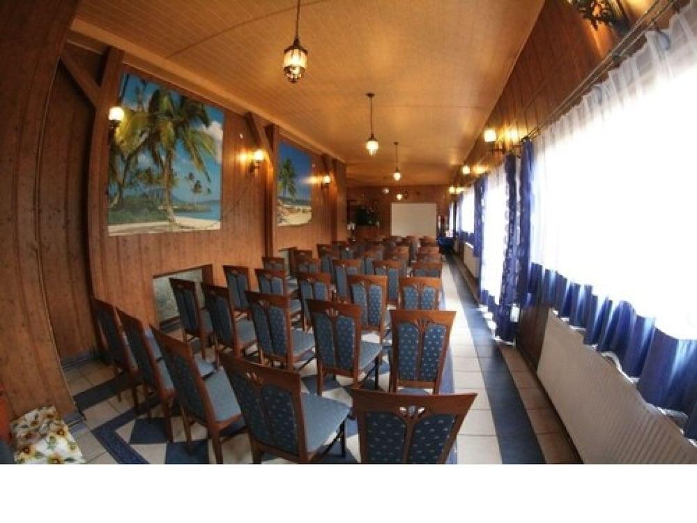 Hotel Daisy Budget Краков Экстерьер фото