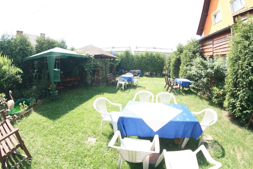 Hotel Daisy Budget Краков Экстерьер фото