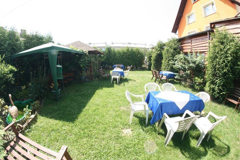 Hotel Daisy Budget Краков Экстерьер фото