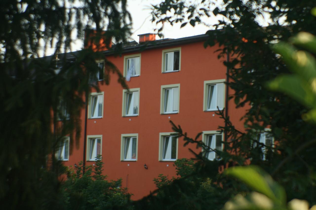 Hotel Daisy Budget Краков Экстерьер фото